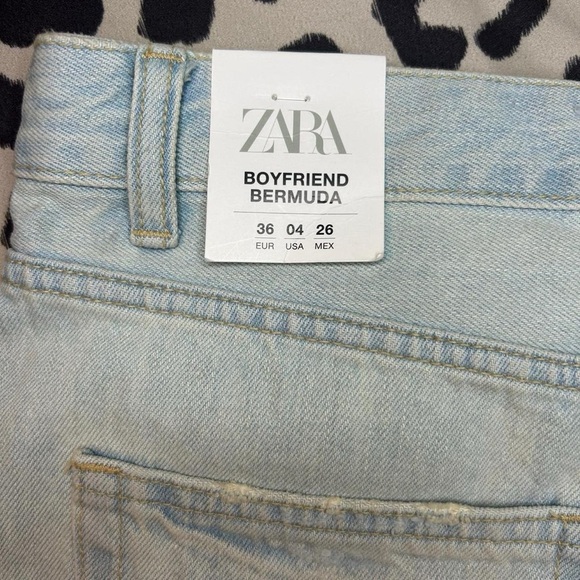 NWT Zara Boyfriend Bermuda Cutoff Shorts – Size 4 | Light Wash, High Rise - Picture 6 of 11